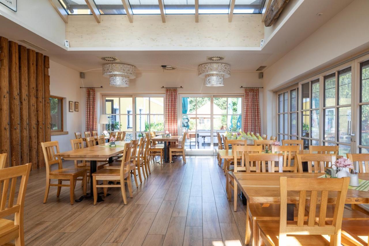 Hotel Perbersdorfer Heuriger Neuhofen an der Ybbs Esterno foto
