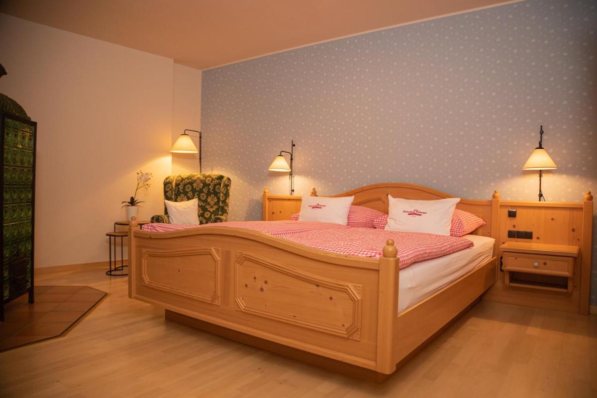 Hotel Perbersdorfer Heuriger Neuhofen an der Ybbs Esterno foto