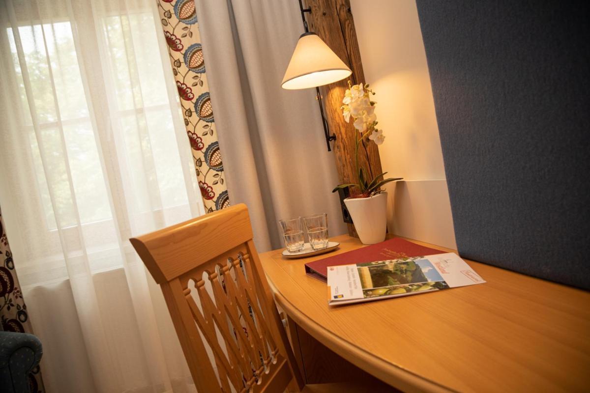 Hotel Perbersdorfer Heuriger Neuhofen an der Ybbs Esterno foto