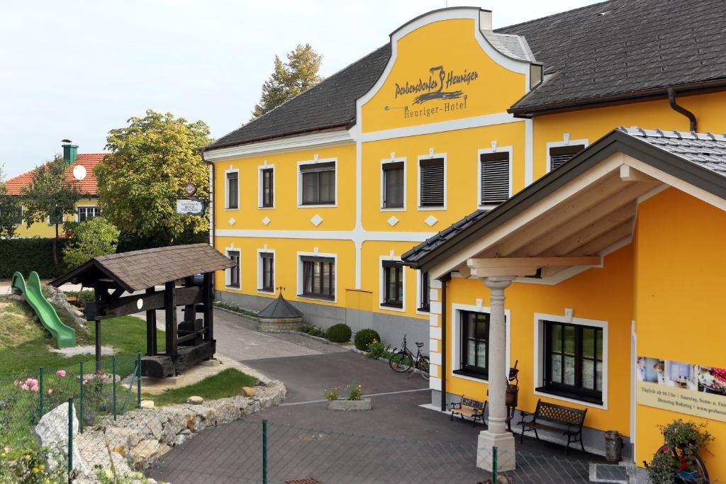 Hotel Perbersdorfer Heuriger Neuhofen an der Ybbs Esterno foto